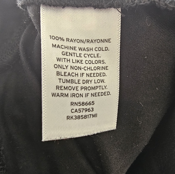 Abound Women's Black Romper Size Small - Picture 4 of 5